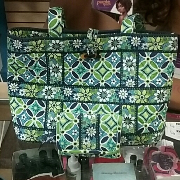 Vera Bradley pocketbooks with matching wallets - Picture 3 of 6